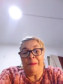 momismilf544 online show from 04.30.26