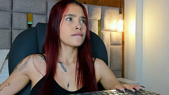 camilaa smith  online show from 02.27.26