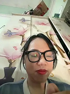 Leeeeiu online show from 07.22.26