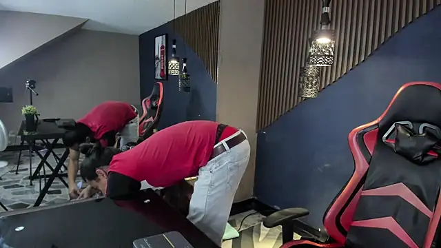 AbbyLoius online show from 04.02.26