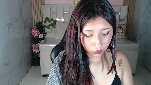 Snapshot of moraa_s chatting on 02.28.26 moraa s online show from 02.28.26