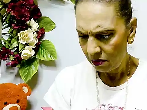 Hot queen58 online show from 05.26.26