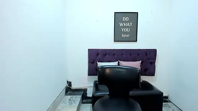 TomBoy Natali online show from 03.27.26