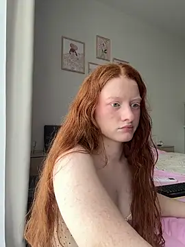 Snapshot of gingerlatte chatting on 05.19.26 gingerlatte online show from 05.19.26