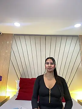 AnitaMore  online show from 04.13.26