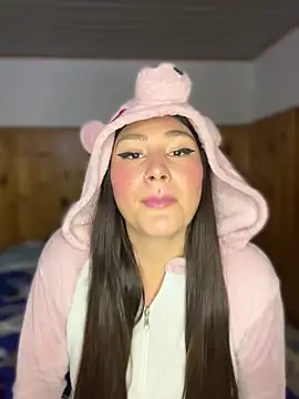 Snapshot of Miss_Dani chatting on 03.11.26 Miss Dani online show from 03.11.26