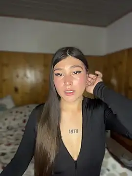 Snapshot of Miss_Dani chatting on 03.25.26 Miss Dani online show from 03.25.26