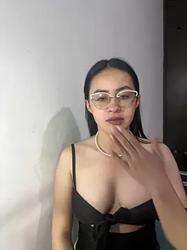 Snapshot of Anni_Rose chatting on 03.16.26 Anni Rose online show from 03.16.26