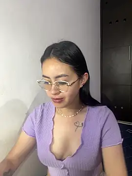 Snapshot of Anni_Rose chatting on 03.21.26 Anni Rose online show from 03.21.26