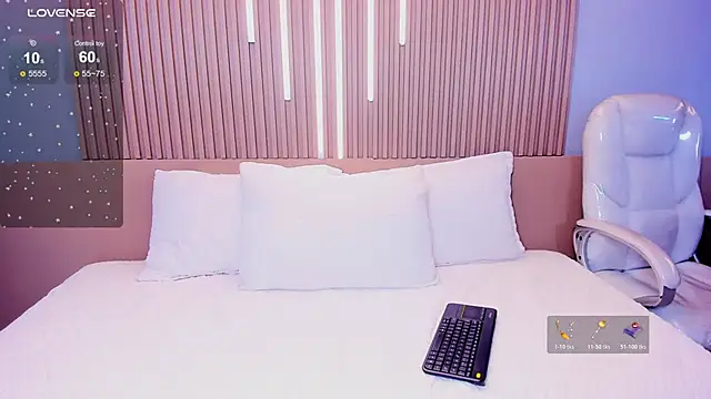 Zoee cute  online show from 04.01.26