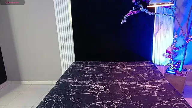 Danteandviolete cr online show from 04.27.26