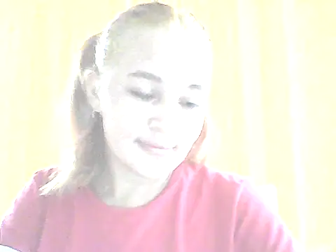 Snapshot of andruscatrina chatting on 03.01.26 andruscatrina online show from 03.01.26