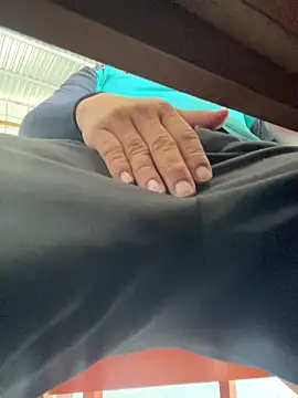 hoang15075 online show from 04.22.26