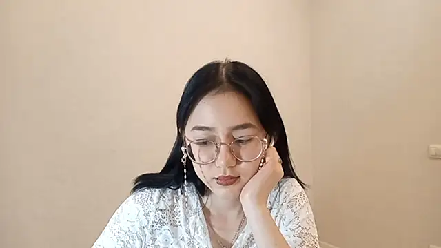 SolvedGlobe online show from 04.15.26