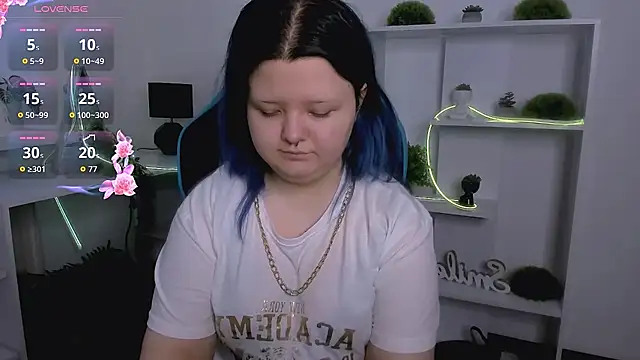 Lunaar  online show from 04.04.26