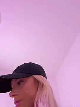 Naughtyblondex online show from 04.21.26