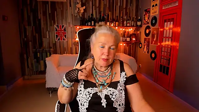 LilaMaharani online show from 06.20.26