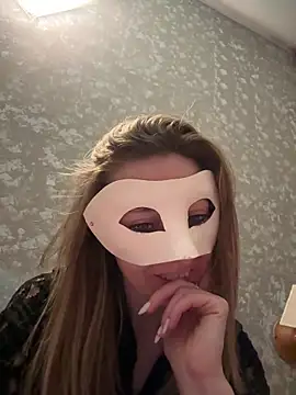 Snapshot of AdamoedEva chatting on 03.29.26 AdamoedEva online show from 03.29.26