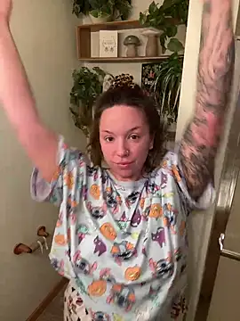 lexxyypnw online show from 05.13.26