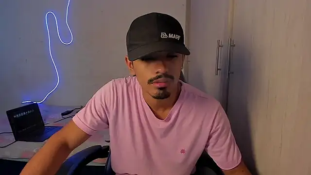 Snapshot of jossi12345j chatting on 03.21.26 jossi12345j online show from 03.21.26