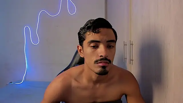 Snapshot of jossi12345j chatting on 03.23.26 jossi12345j online show from 03.23.26