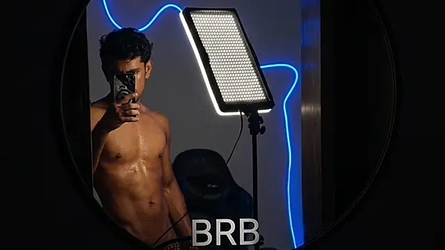 Snapshot of jossi12345j chatting on 03.26.26 jossi12345j online show from 03.26.26