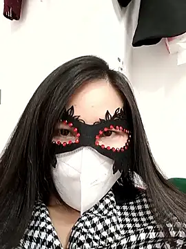 Snapshot of Suka-mon chatting on 03.08.26 Suka-mon online show from 03.08.26