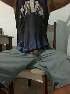 Snapshot of BigBig024 chatting on 04.15.26 BigBig024 online show from 04.15.26