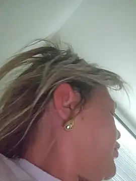 Snapshot of CarmenCapricorn chatting on 03.03.26 CarmenCapricorn online show from 03.03.26