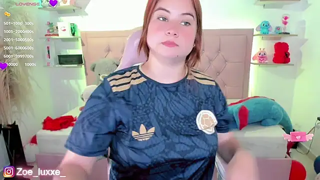 Zoe Luxxe  online show from 07.07.26