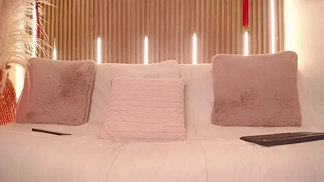 Max Hader  online show from 03.07.26