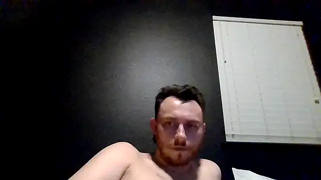 TallHungandCloudy69 online show from 05.26.26