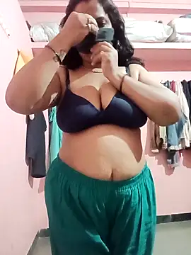 Miss-Dolly07 online show from 04.24.26