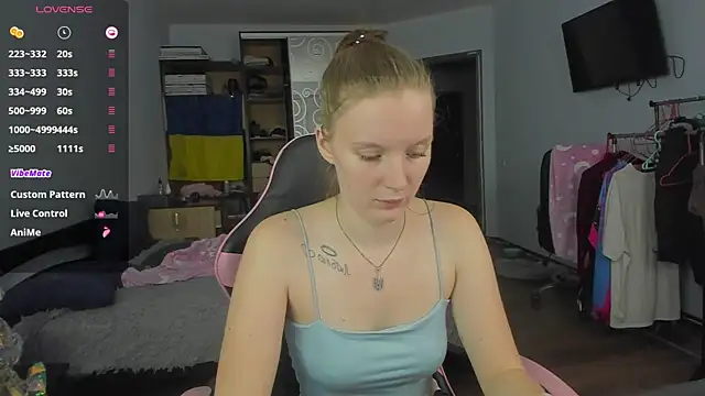 Mary Blu online show from 12.05.25