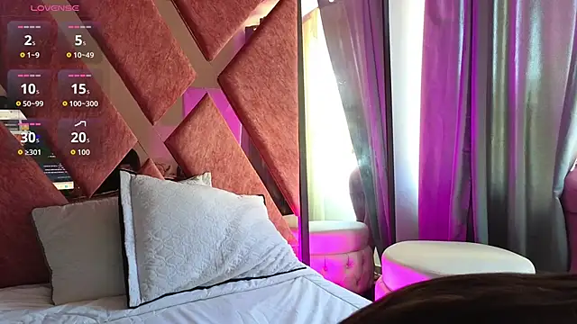 Emma Revees online show from 04.20.26