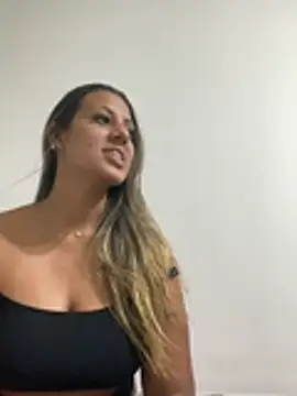 kifanyy online show from 04.05.26