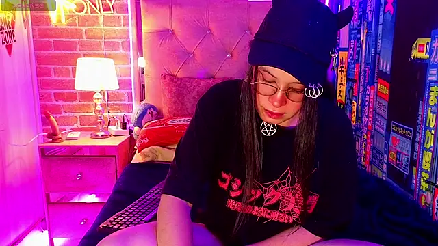 Yorumakie 777 online show from 04.15.26