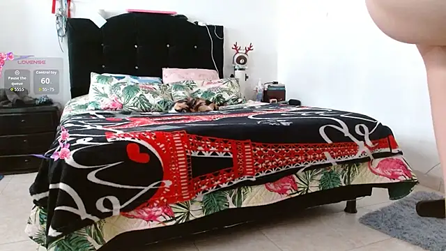 naomi unu online show from 06.30.26