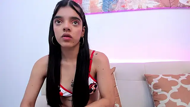 Thalia parkerr  online show from 03.10.26