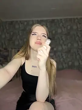 KayShaw online show from 04.24.26