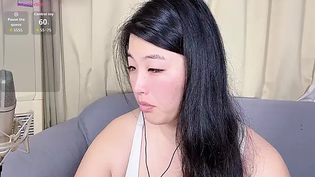 Tavie1744 online show from 04.12.26