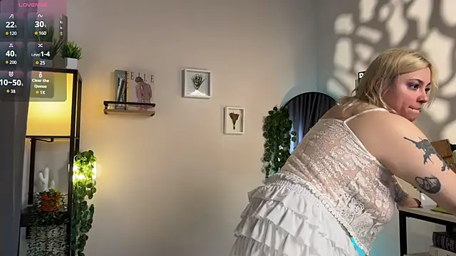 eyes are higher16333 online show from 04.10.26