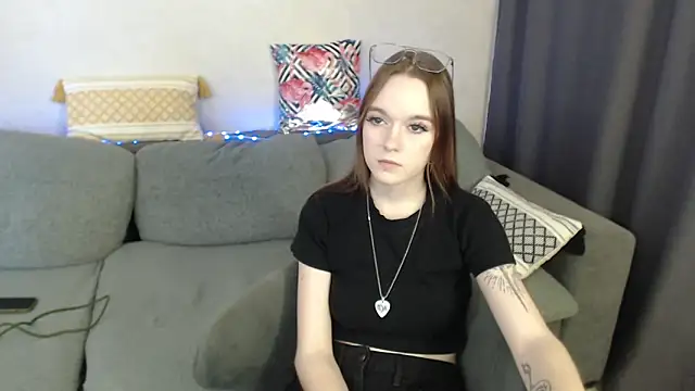 SunyLily online show from 04.13.26