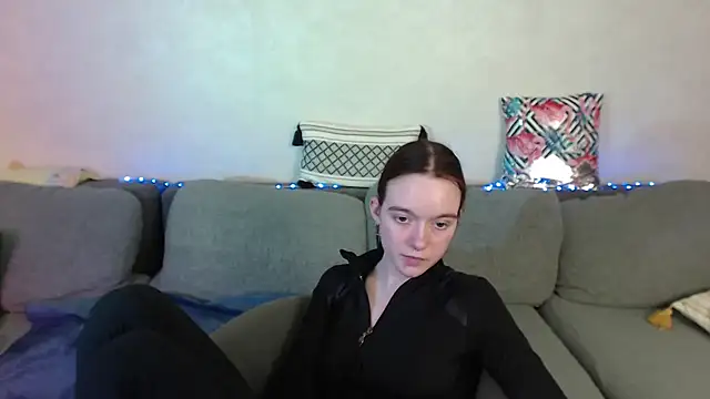 SunyLily online show from 04.25.26