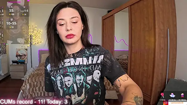 CamomileLil online show from 04.06.26