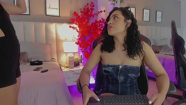 Kiara Kismet  online show from 06.21.26
