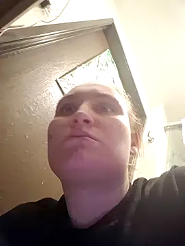 Snapshot of luckilyfound4 chatting on 03.10.26 luckilyfound4 online show from 03.10.26