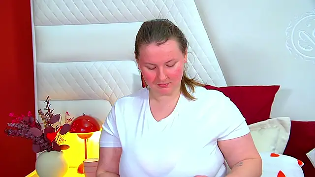 MelodyMoores online show from 03.25.26