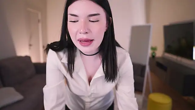 JennyHardy online show from 04.08.26