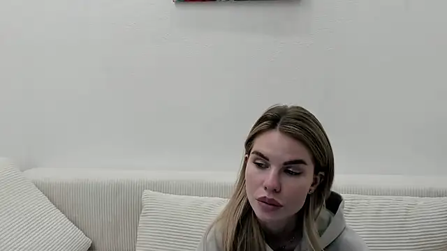 MollyCem online show from 03.26.26